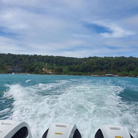 Lucky Sun Saracen Bay Hostel Koh Rong Sanloem Exterior foto