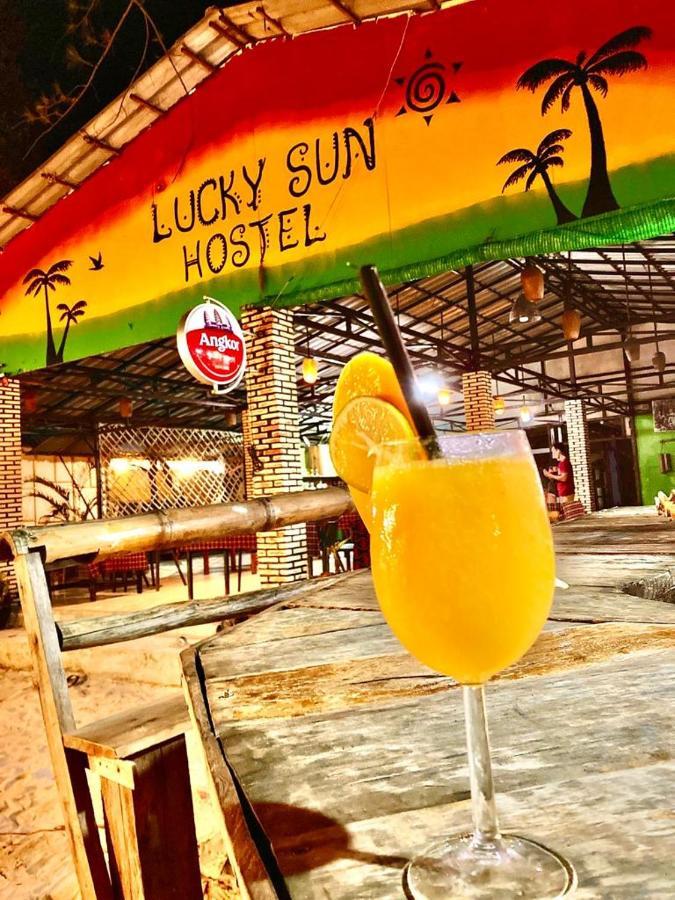 Lucky Sun Saracen Bay Hostel Koh Rong Sanloem Exterior foto
