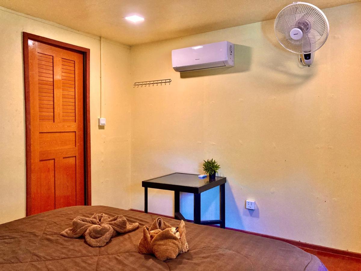 Lucky Sun Saracen Bay Hostel Koh Rong Sanloem Exterior foto