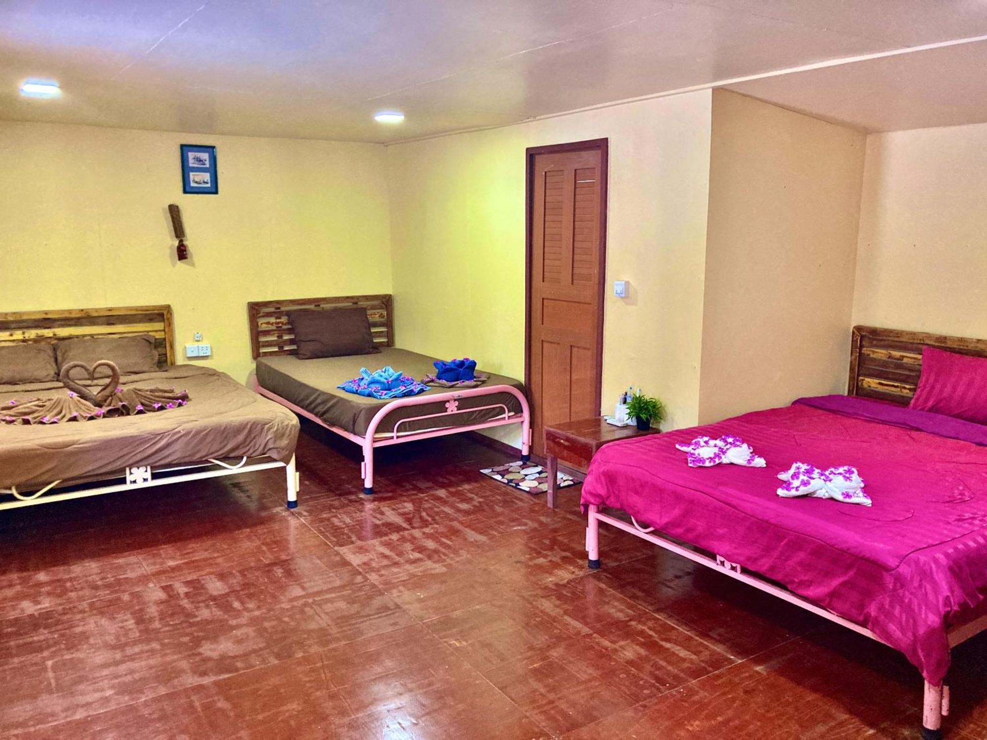 Lucky Sun Saracen Bay Hostel Koh Rong Sanloem Cameră foto