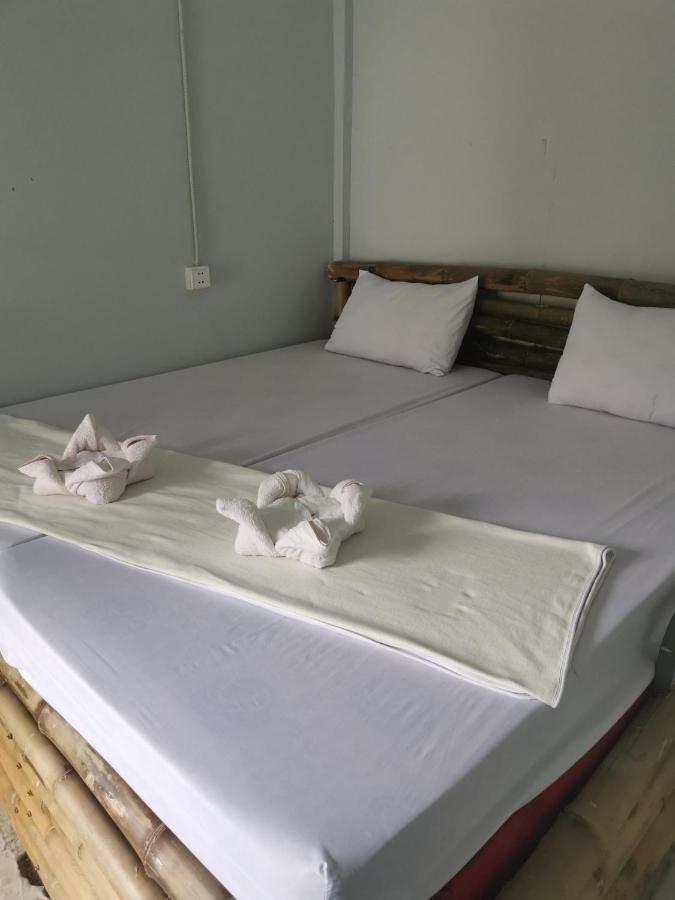 Lucky Sun Saracen Bay Hostel Koh Rong Sanloem Exterior foto