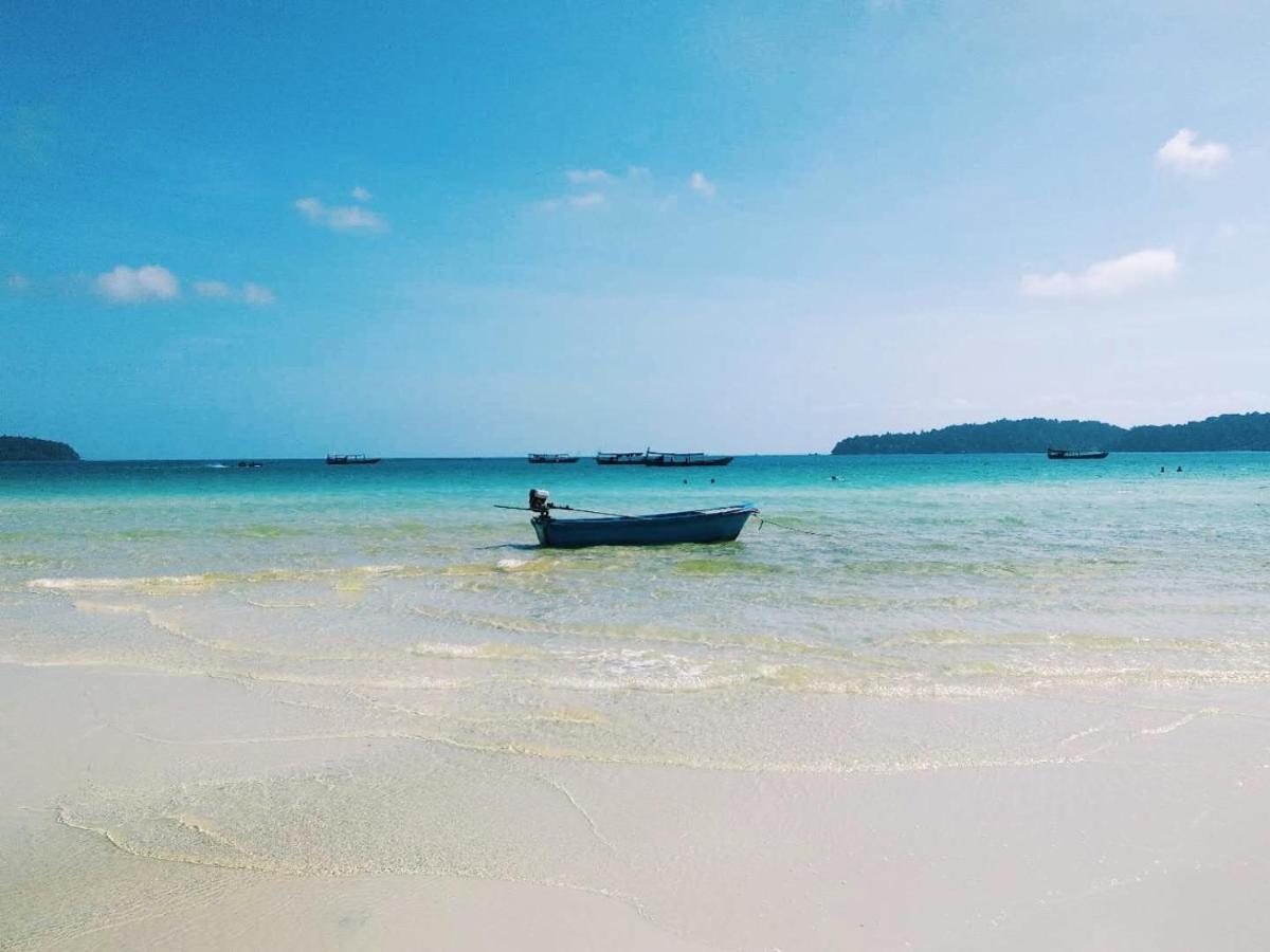 Lucky Sun Saracen Bay Hostel Koh Rong Sanloem Exterior foto